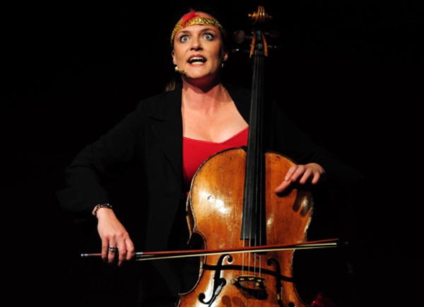 10-Buehne-8165-me-and-my-Cello