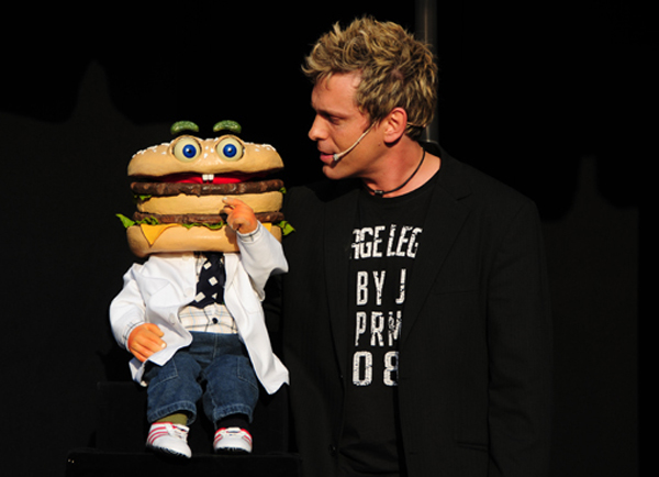 15-Buehne-7211-Grammel