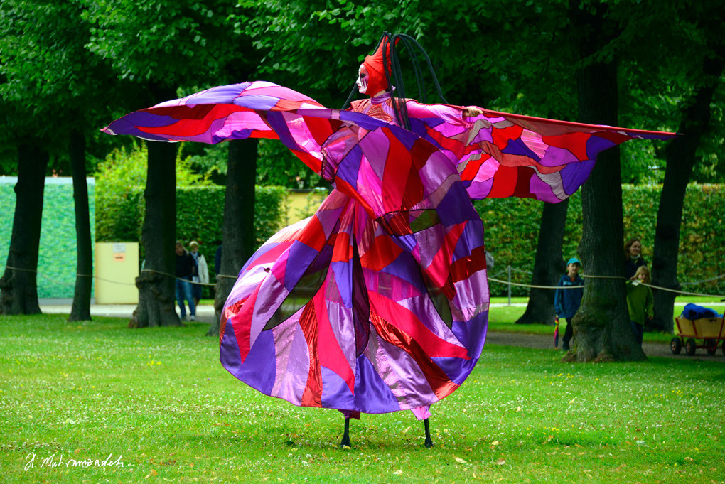 KF-45645-120713-cMahramzadeh