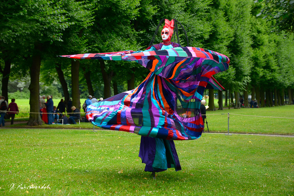 KF-45620-120713-cMahramzadeh