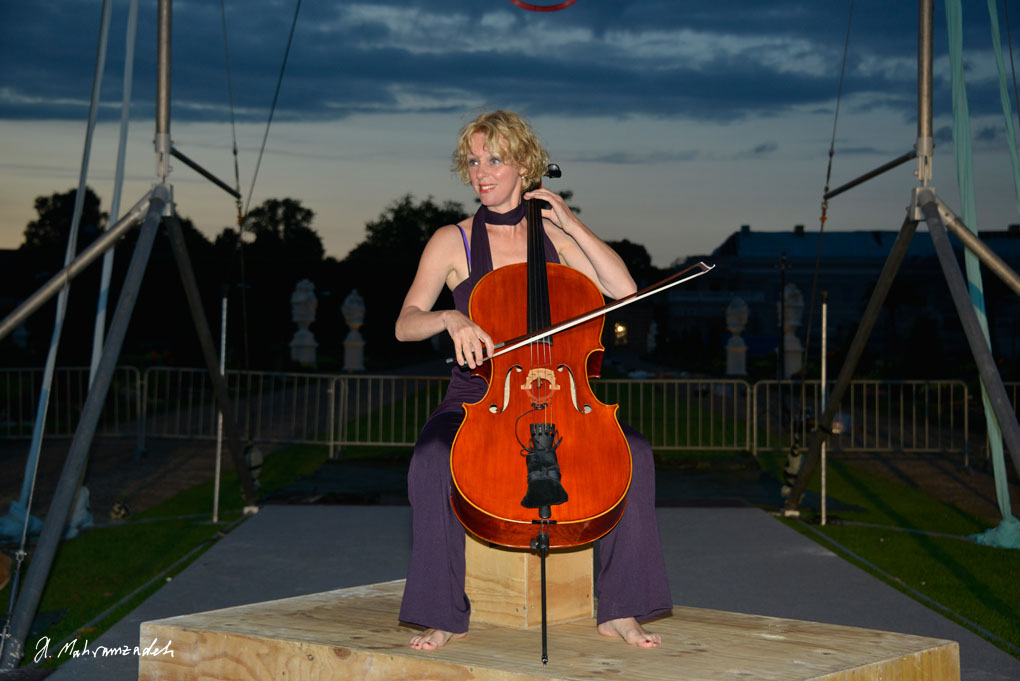 KF-49500-120713-cMahramzadeh