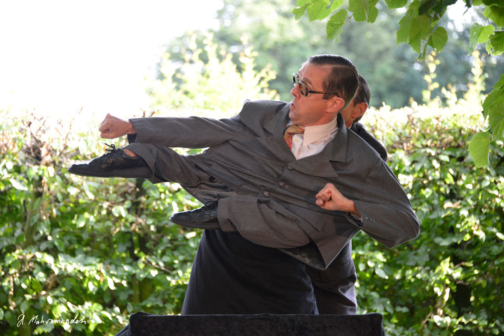 KF-46925-120713-cMahramzadeh