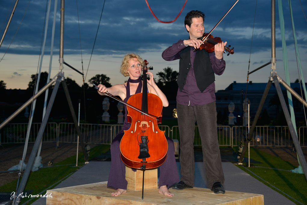 KF-49540-120713-cMahramzadeh