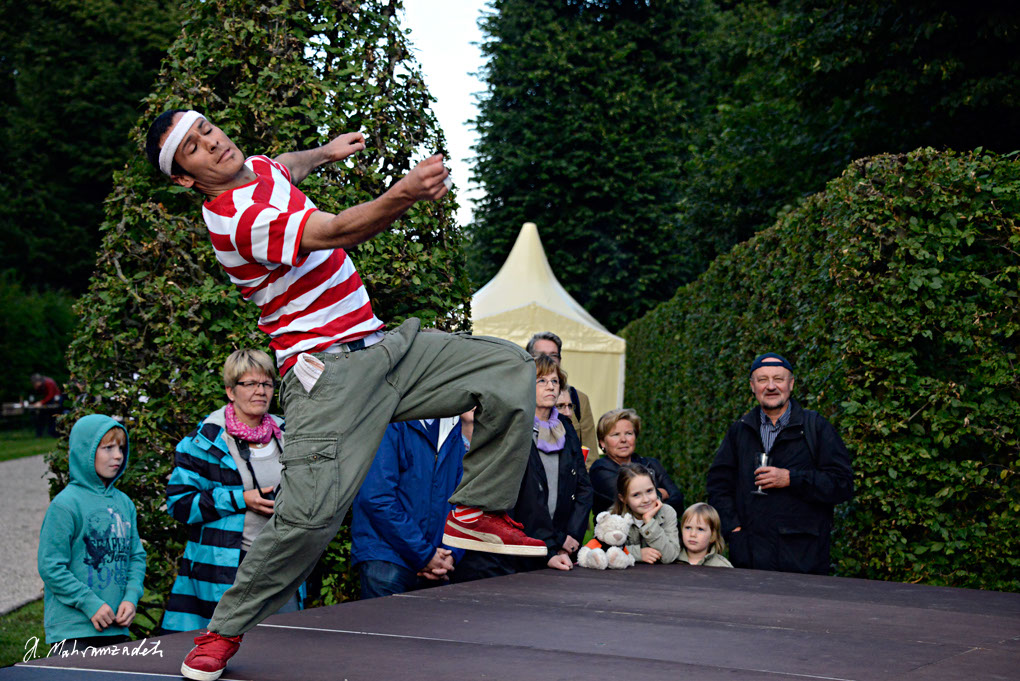 KF-69995-120720-cMahramzadeh