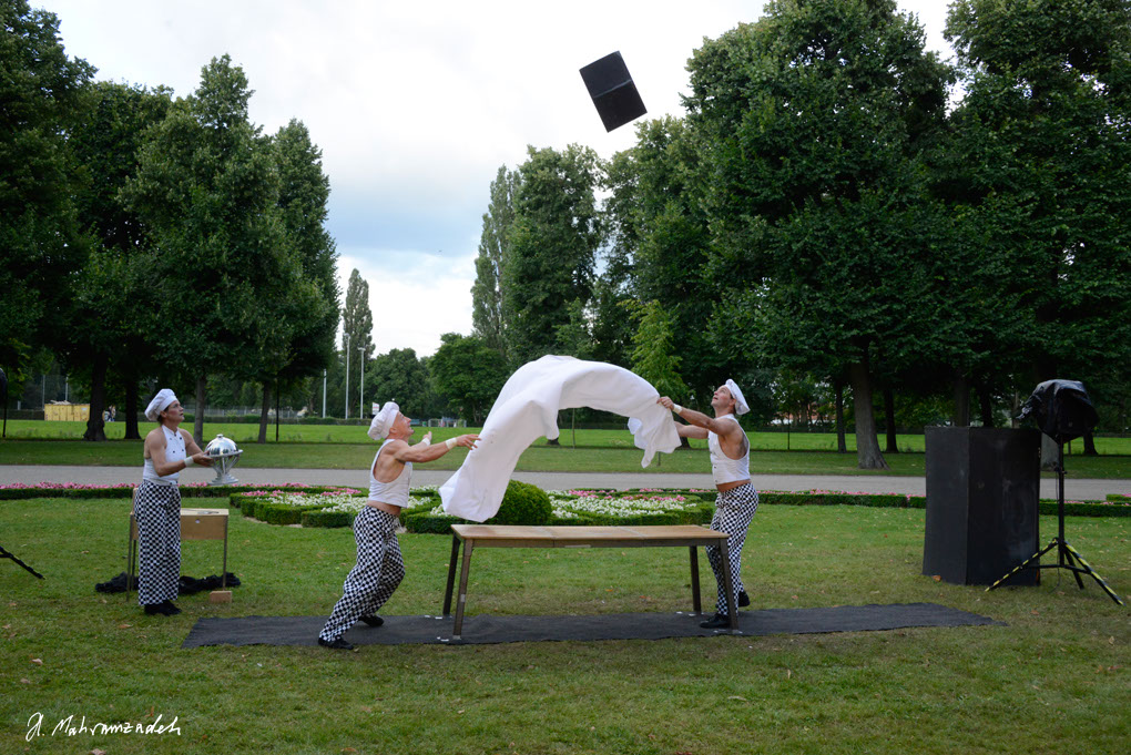 KF-75925-120721-cMahramzadeh