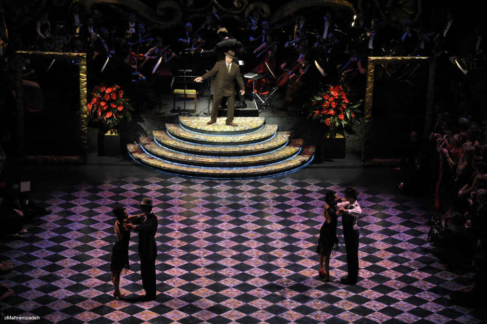 Opernball-650402-20120225-cMahramzadeh