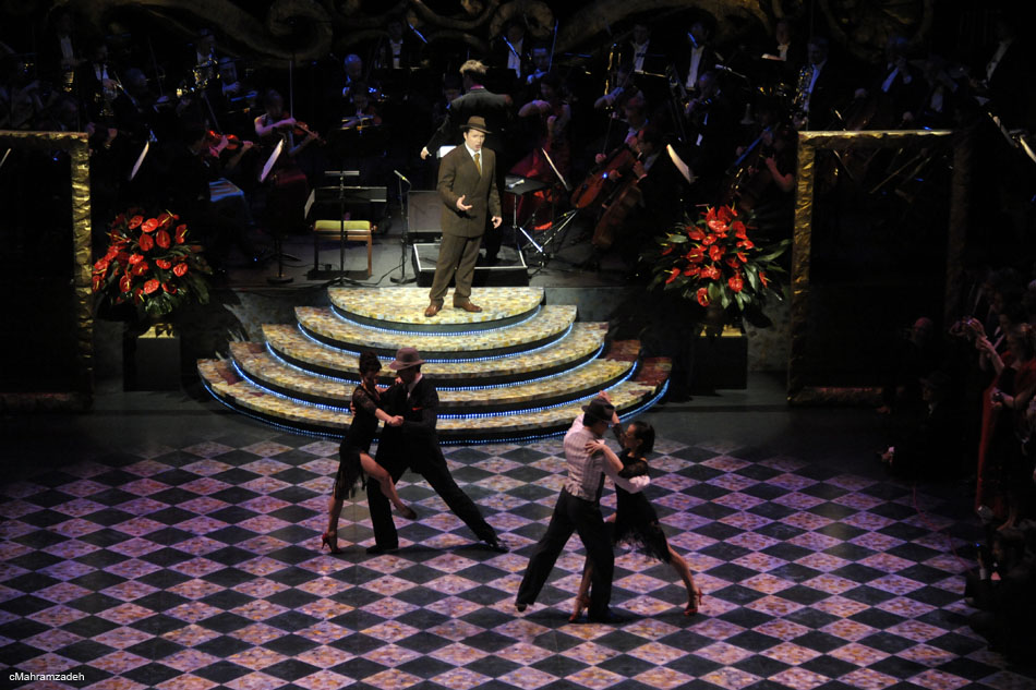 Opernball-650442-20120225-cMahramzadeh