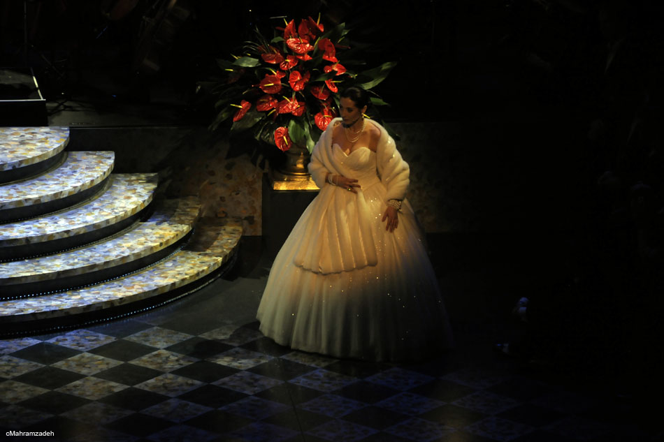 Opernball-650657-20120225-cMahramzadeh