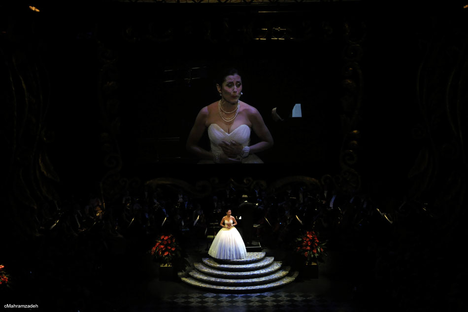 Opernball-650682-20120225-cMahramzadeh