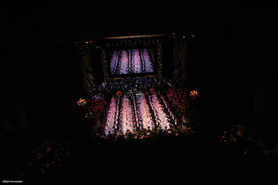 Opernball-650997-20120225-cMahramzadeh