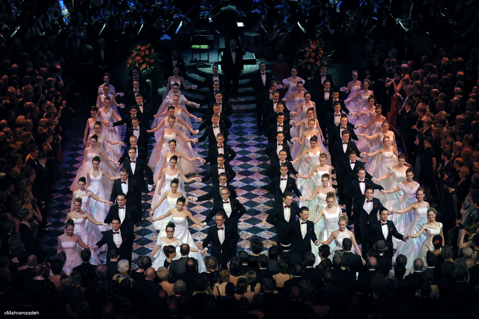 Opernball-651342-20120225-cMahramzadeh