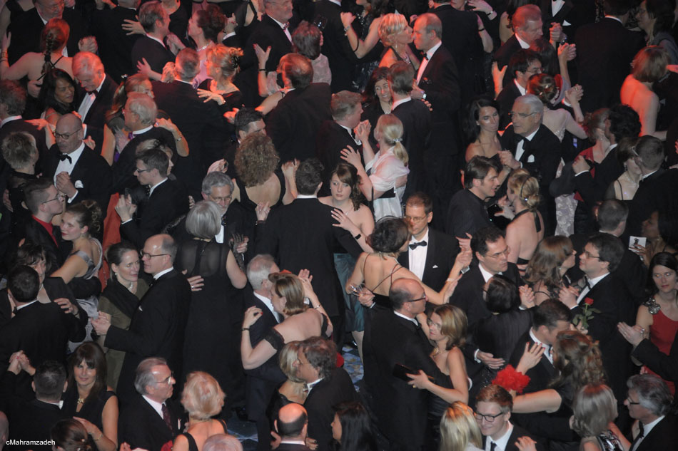 Opernball-651537-20120225-cMahramzadeh
