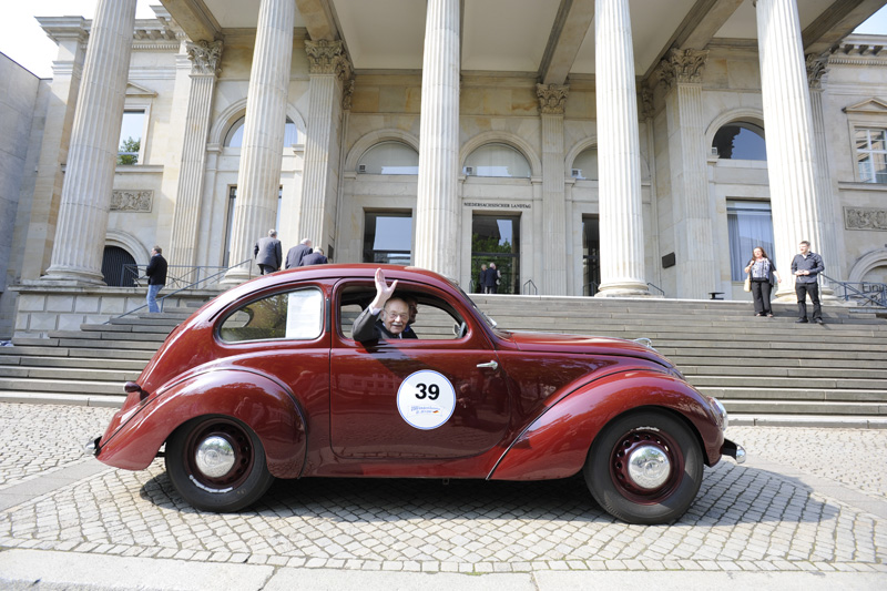 Rolf-Zick-90-20110430-cMahramzadeh17225