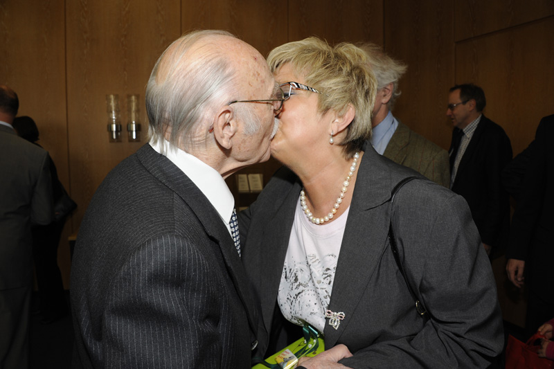 Rolf-Zick-90-20110430-cMahramzadeh17275