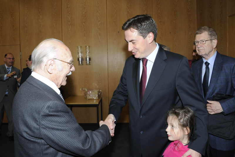 Rolf-Zick-90-20110430-cMahramzadeh17280