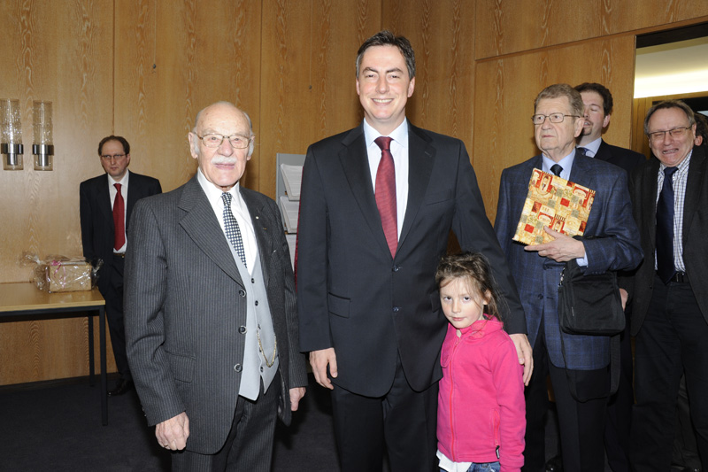 Rolf-Zick-90-20110430-cMahramzadeh17285