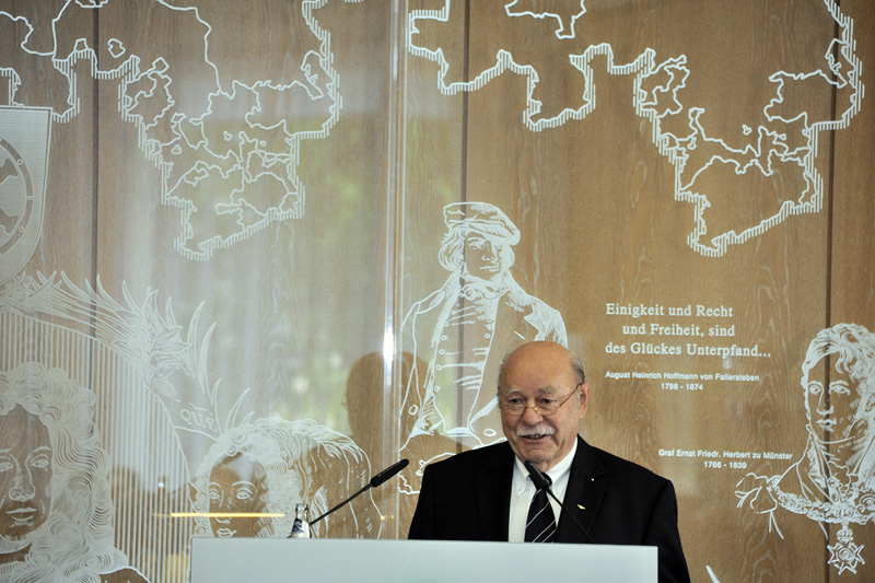 Rolf-Zick-90-20110430-cMahramzadeh17390