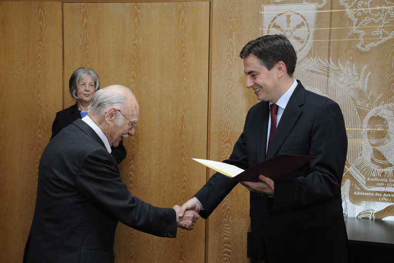 Rolf-Zick-90-20110430-cMahramzadeh17405