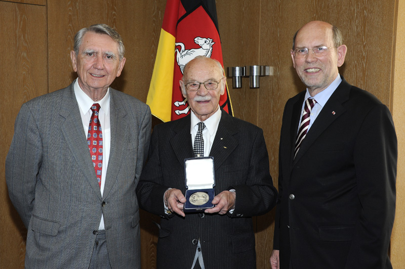 Rolf-Zick-90-20110430-cMahramzadeh17440